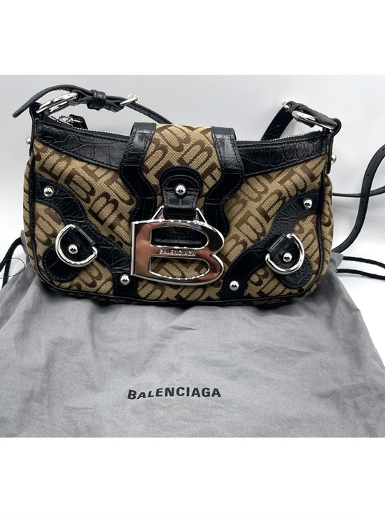 BALENCIAGA Essex Monogram Leather Small Shoulder Bag - Picture 5 of 14